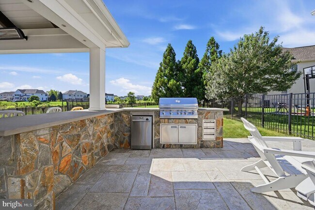Building Photo - 23222 Hemmingford Cir