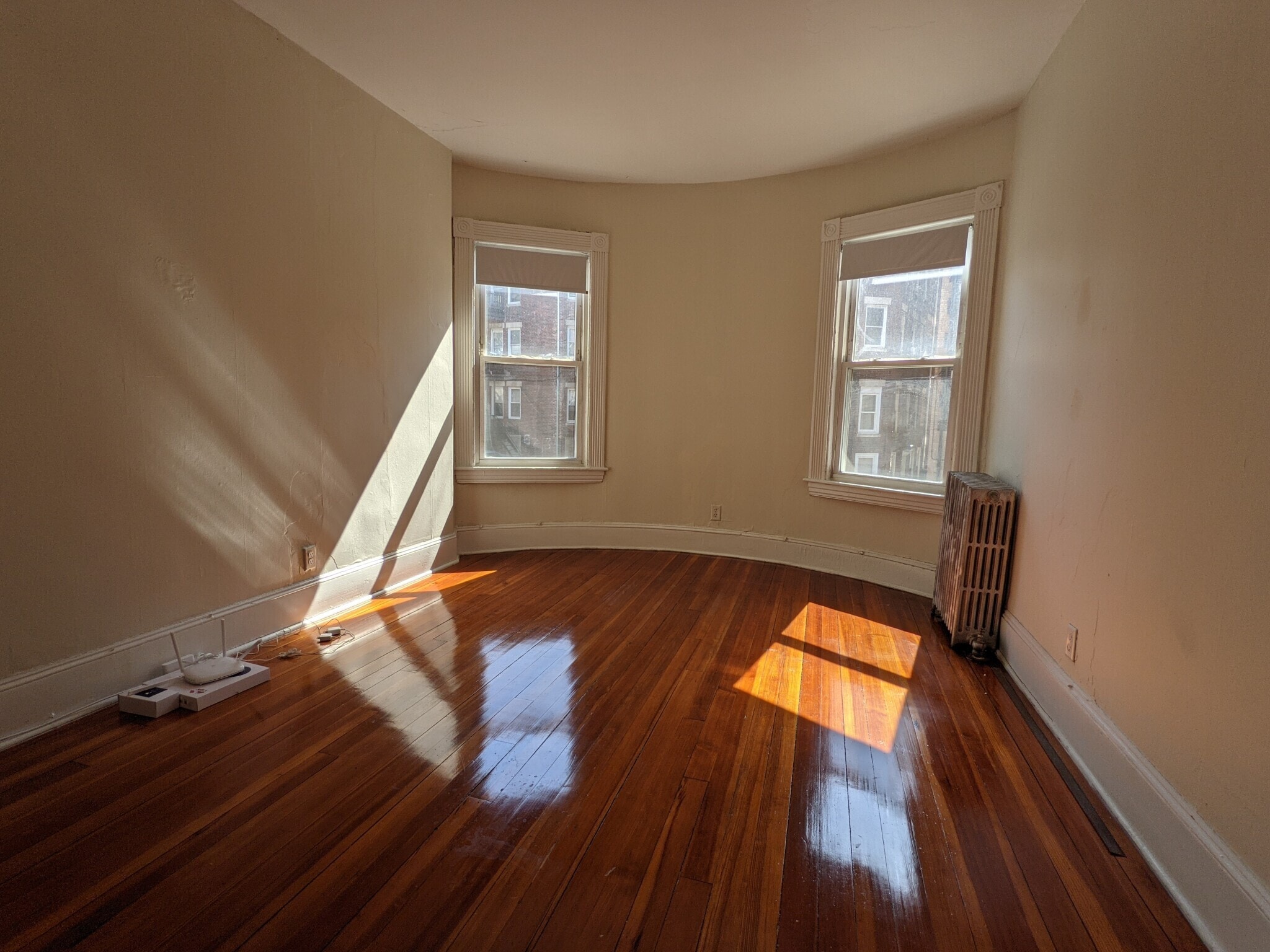 Building Photo - 1595 Beacon St