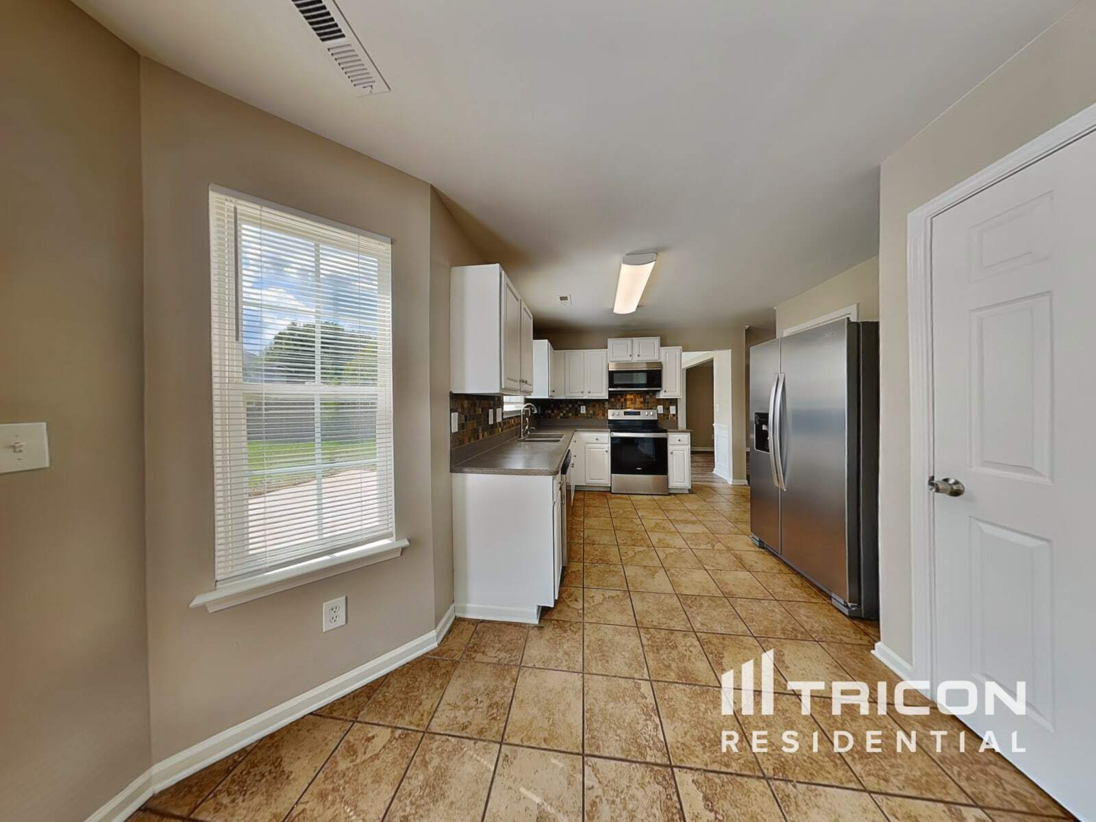 Building Photo - 146 Madelia Pl