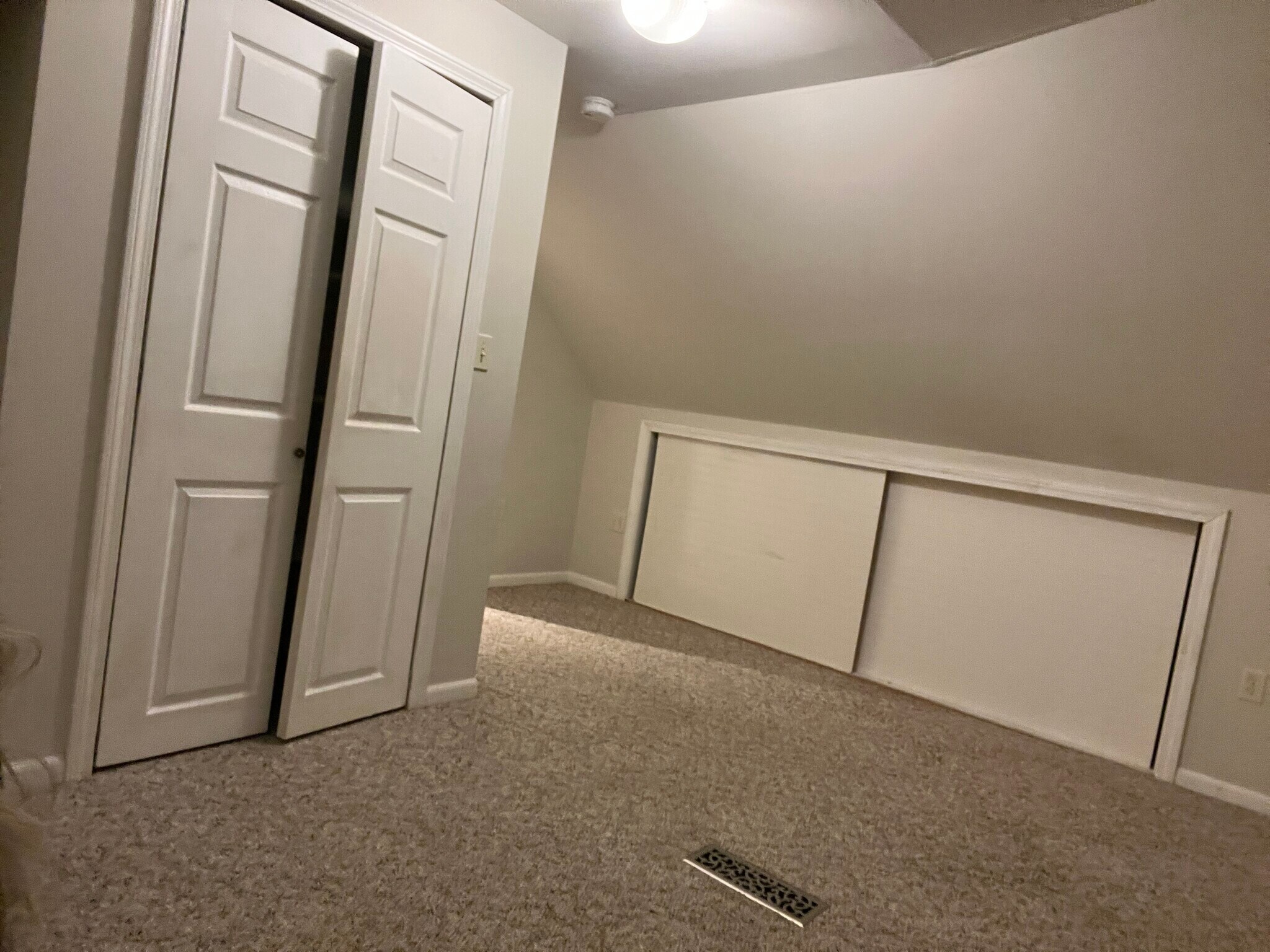 Building Photo - 31 Perimeter Rd