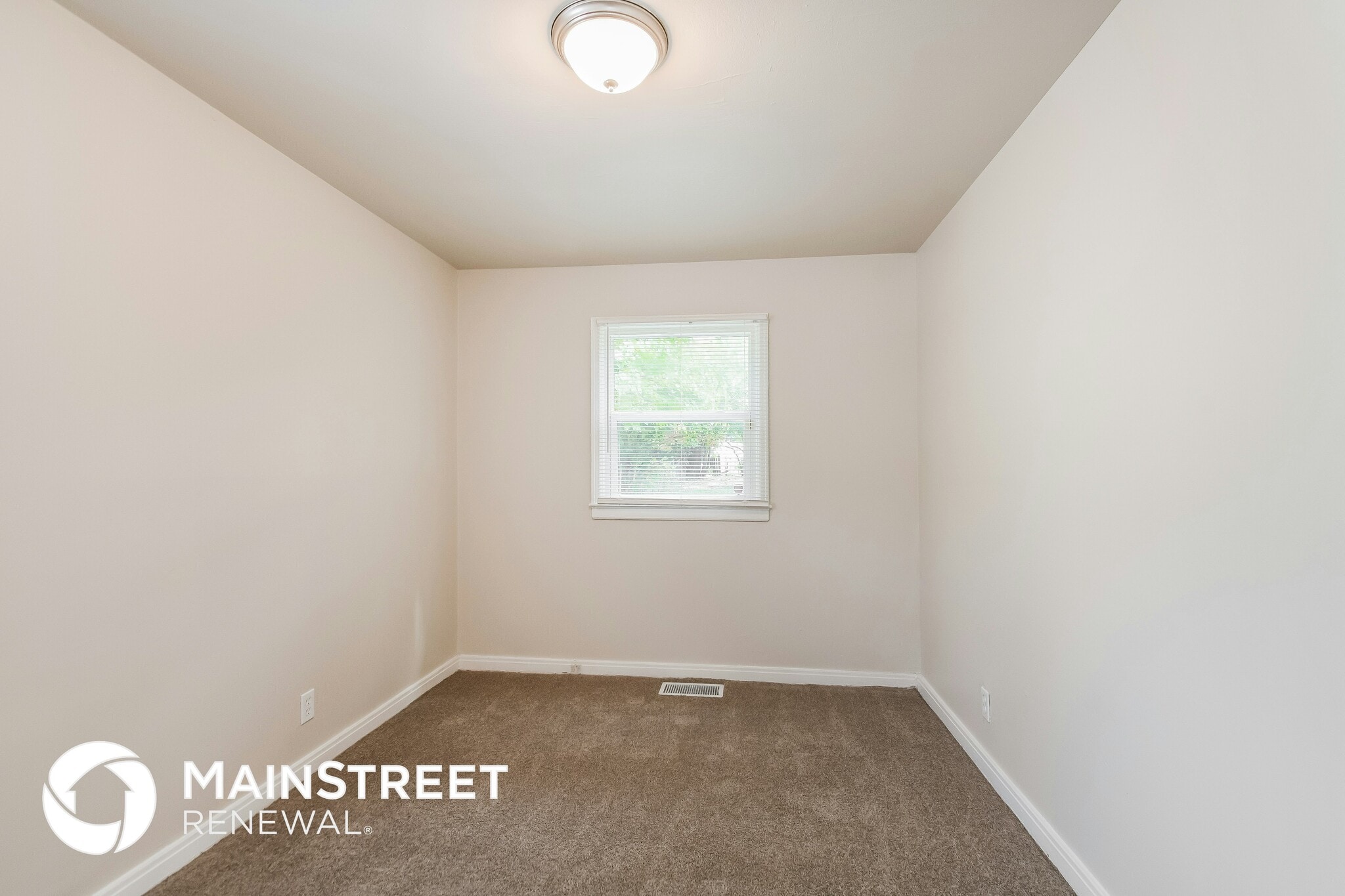 Building Photo - 8161 Schoen Dr