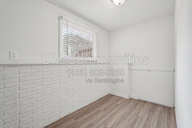 Building Photo - 3531 Tewksbury Dr SW