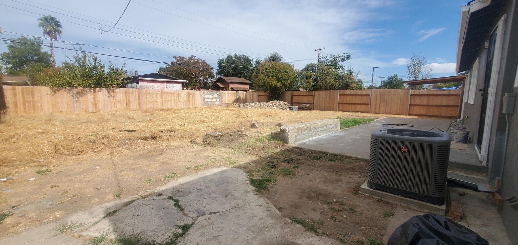 Building Photo - 629 Lee Dr