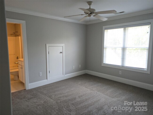 Building Photo - 103 Hickory Hill Rd