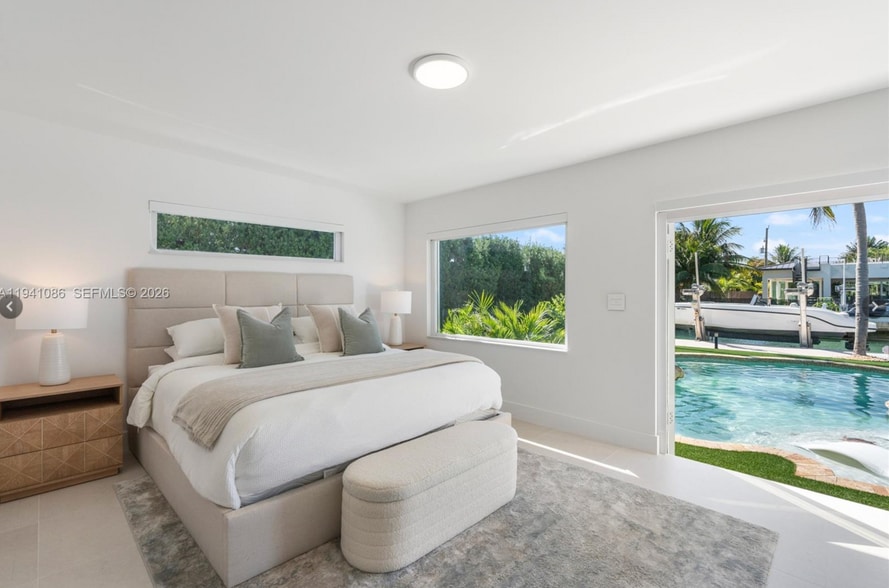 Building Photo - 7810 Hawthorne Ave