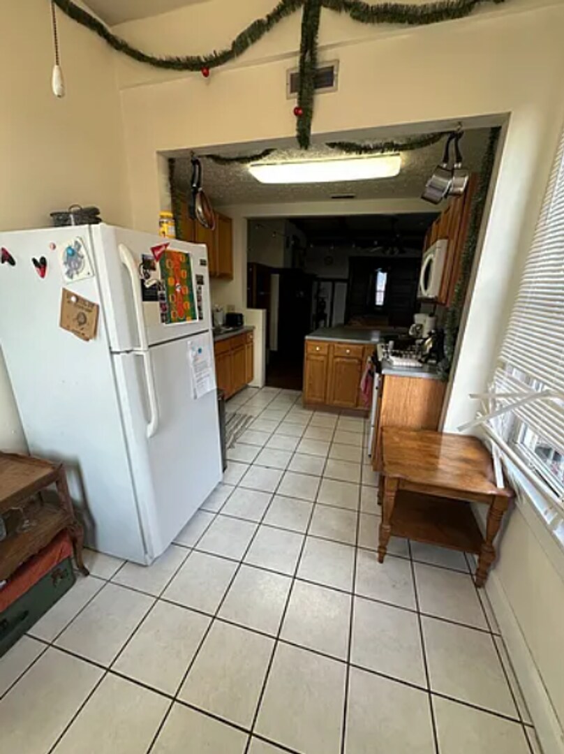 Building Photo - 2359 Ohio Ave