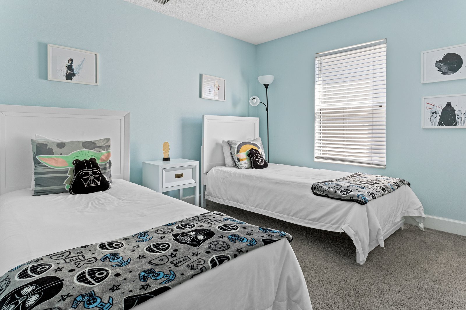 Building Photo - 642 Elderberry Dr