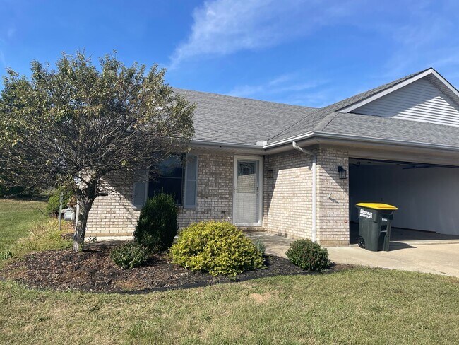Primary Photo - Beautiful, Large Duplex in a quiet Brookvi...