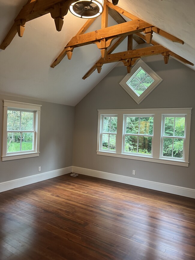 Building Photo - 50 Shay Rd