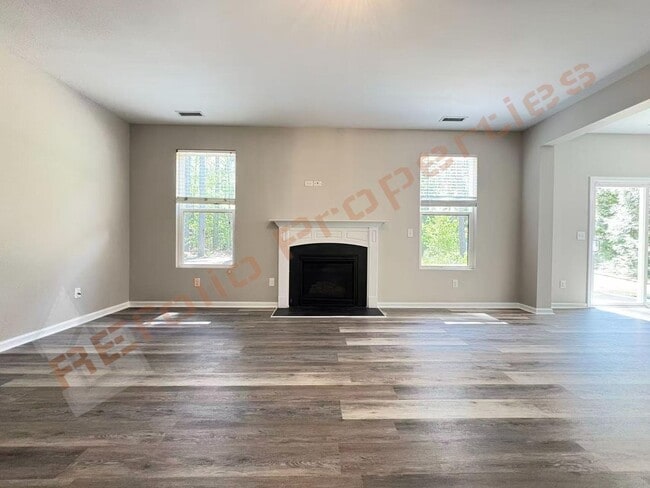 Building Photo - 1208 Golden Eagle Dr