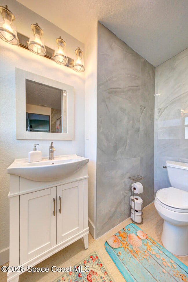 Building Photo - 30 Westview Ln