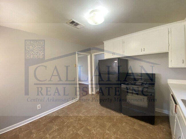 Building Photo - NLR 2 Bedroom Home