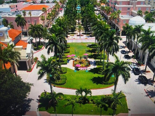 Building Photo - 299 SW 7th St