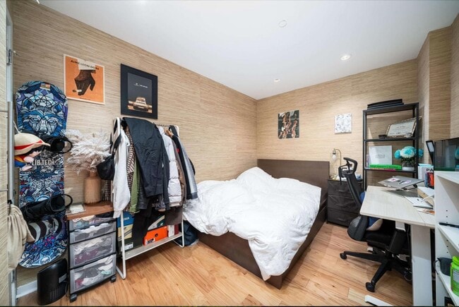 Building Photo - 689 Marin Blvd