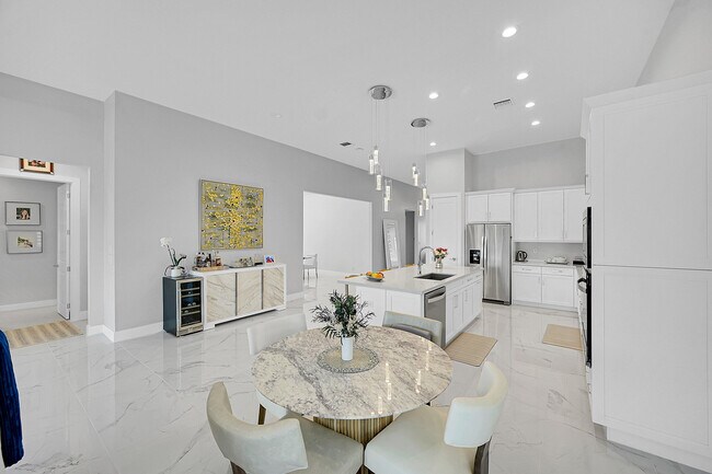 Building Photo - 12597 Nautilus Cir