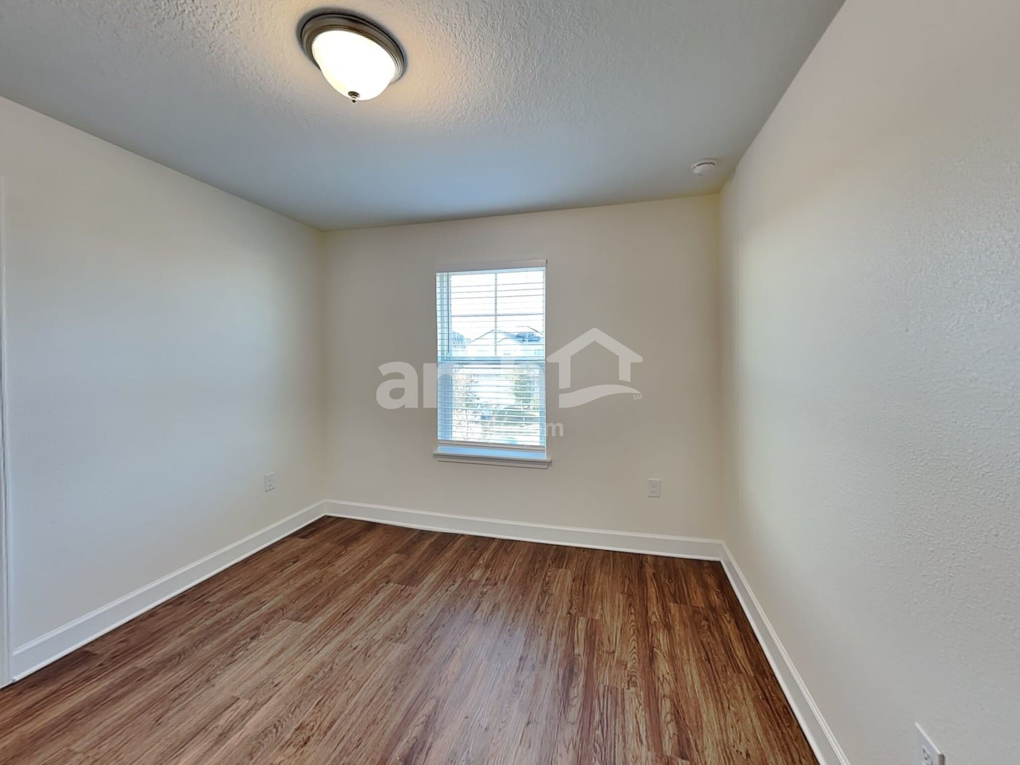 Building Photo - 37655 Dusty Saddle Ln