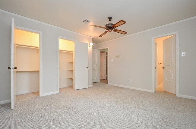 Building Photo - 14203 Burgoyne Rd