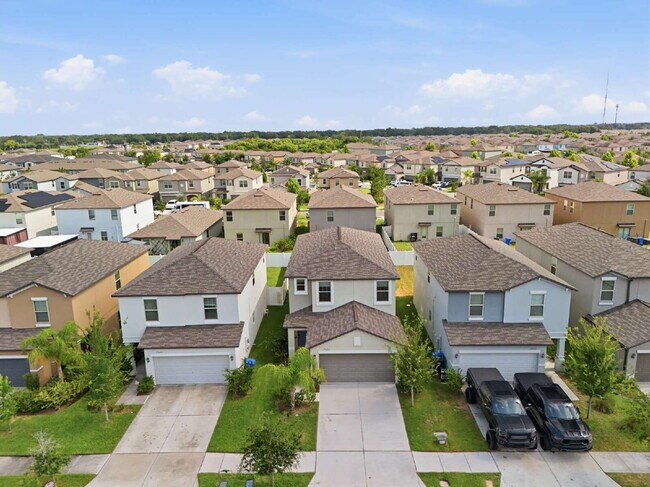 Building Photo - 7023 Samuel Ivy Dr