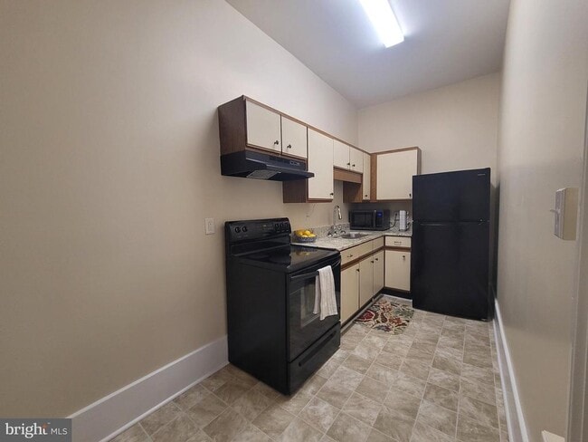 Building Photo - 447 N Loudoun St