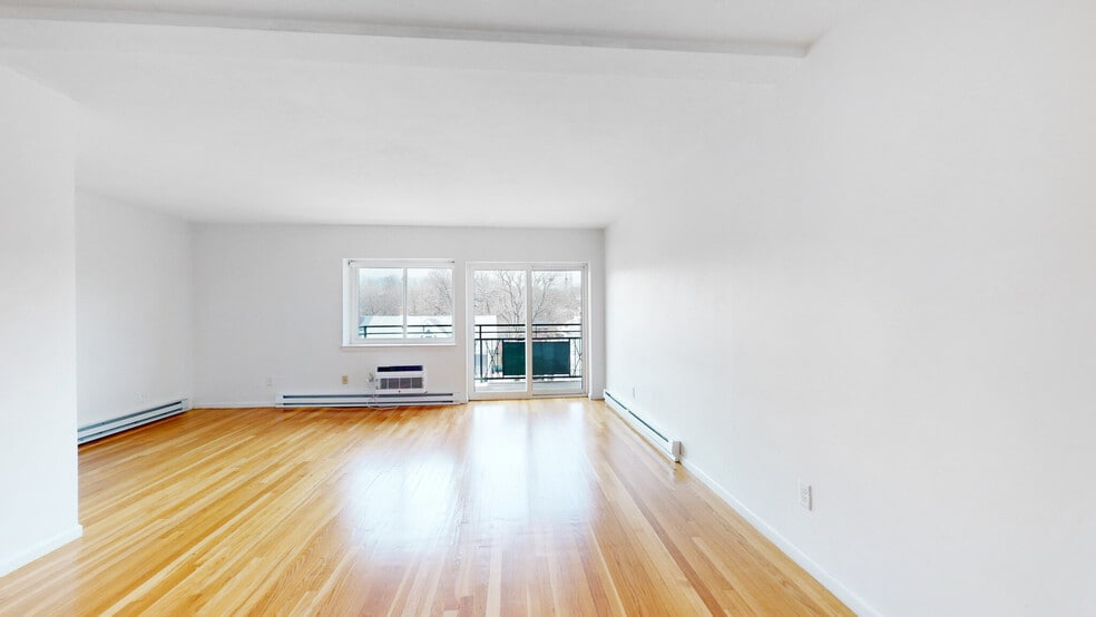 Building Photo - 525 Highland Ave