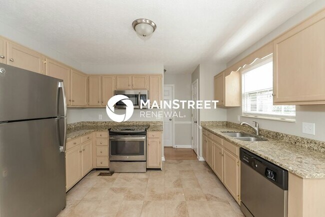 Building Photo - 4 Bedroom Pet-Friendly Home in Antioch, TN...