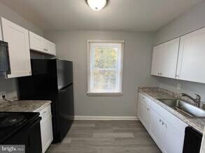 Building Photo - 110X Gleneagle Rd