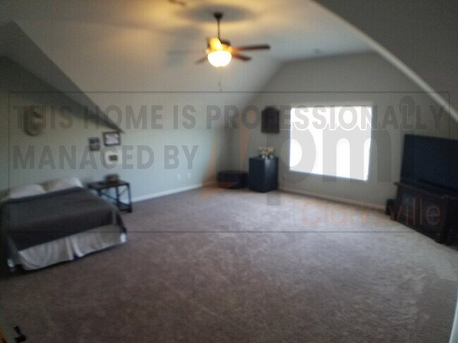 Building Photo - 717 Sleek Fox Dr