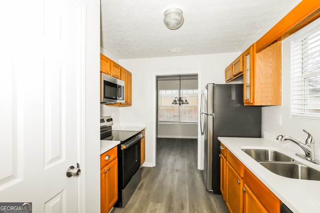 Building Photo - 9555 Fairway Turn