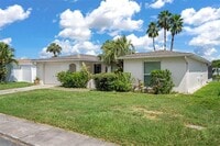 Building Photo - 7403 Populus Dr