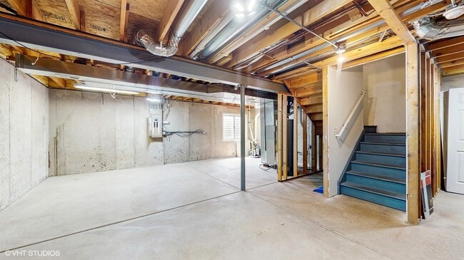 Building Photo - 273 Wildmeadow Ln