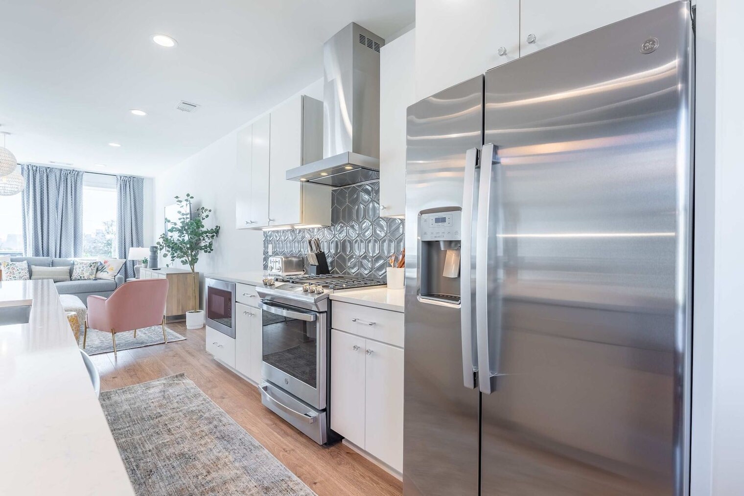 Building Photo - 113 Lucile St