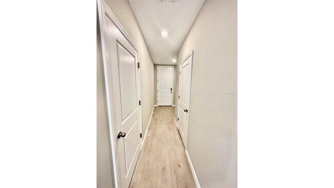 Building Photo - 5852 Ocean Isle Dr