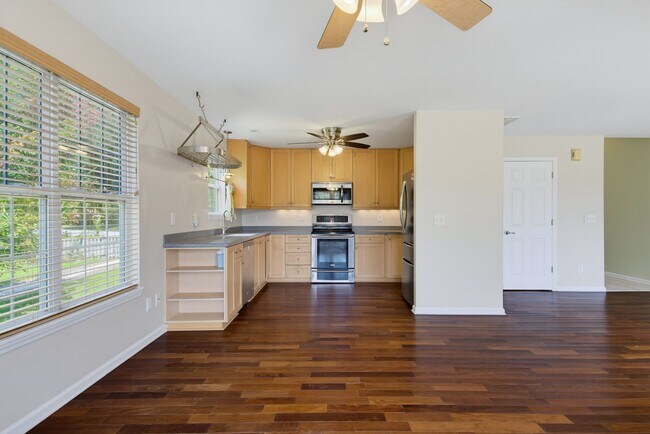 Building Photo - 645 Riva Ridge Rd