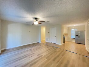 Building Photo - 12010 Flushing Meadows Dr