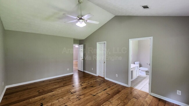 Building Photo - 5090 Edinborough Pl