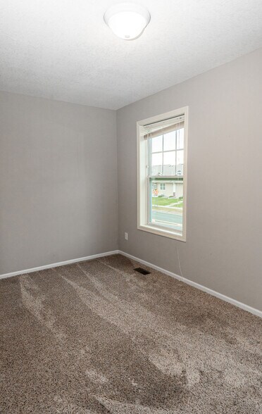 Bed room 3 - 2676 133rd St W