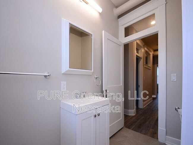 Building Photo - 2969 Harris St