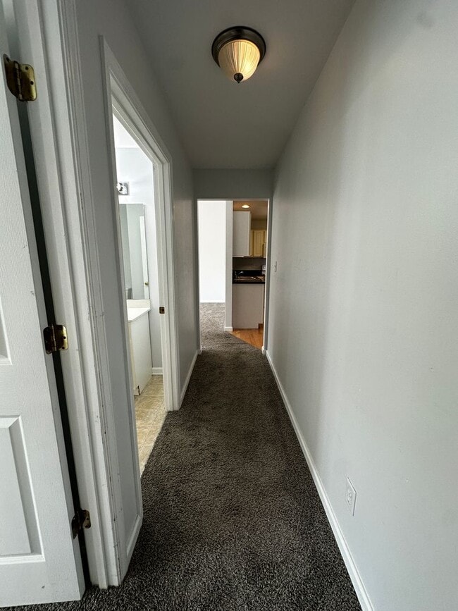 Building Photo - 1643 Wood Song Ln