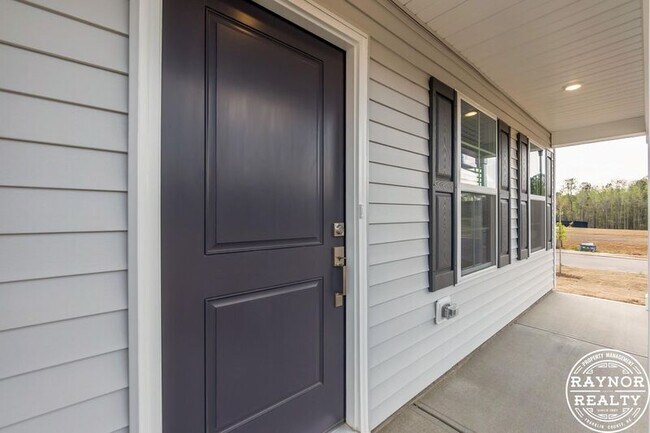 Building Photo - 44 Plantation Dr