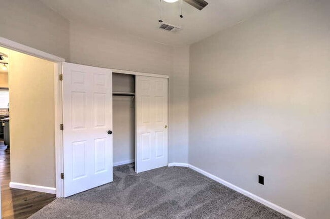 Building Photo - Rancho Sahuarita