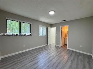 Building Photo - 2237 Taylor St