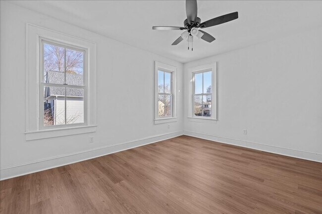 Building Photo - 258 Maryland Ave