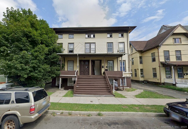 Building Photo - 34 Park St