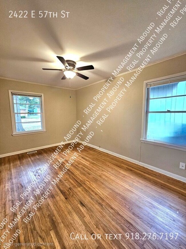 Building Photo - 2422 E 57th St