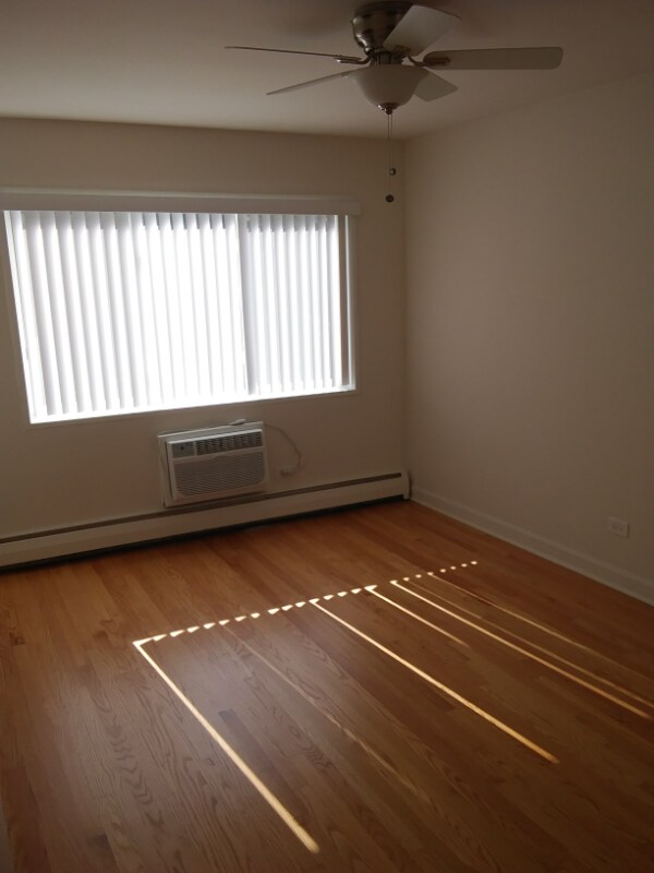 Building Photo - 490 St Moritz Dr