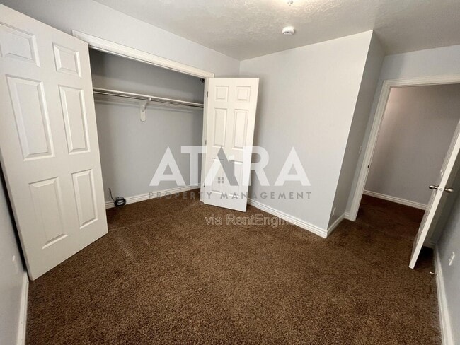 Building Photo - 2473 W 5400 S