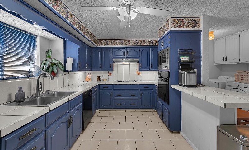 Building Photo - 400 Patricia Dr