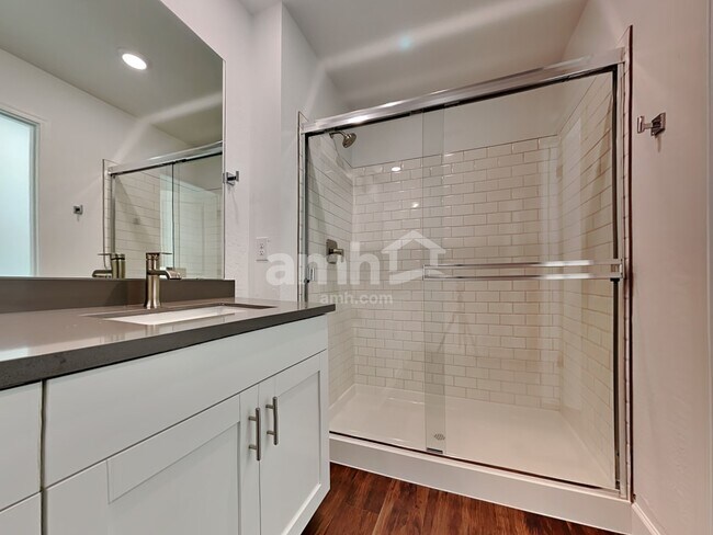 Building Photo - 17137 Puget Ave