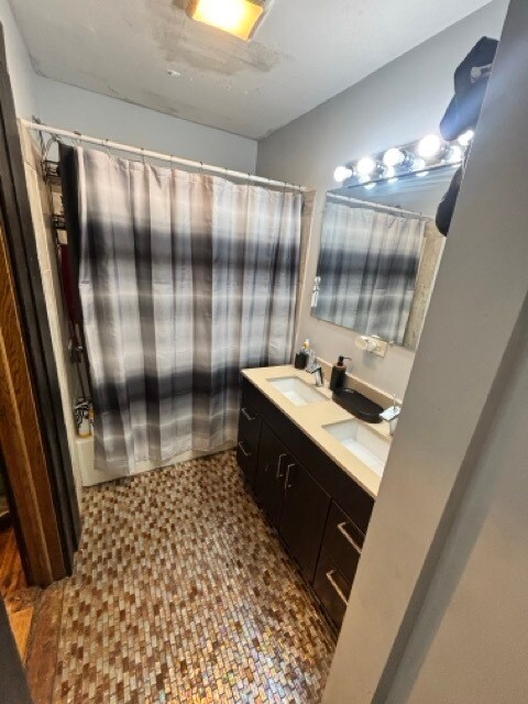 Building Photo - 2028 W Coulter St