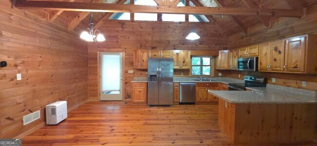 Building Photo - 2234 Etowah River Rd